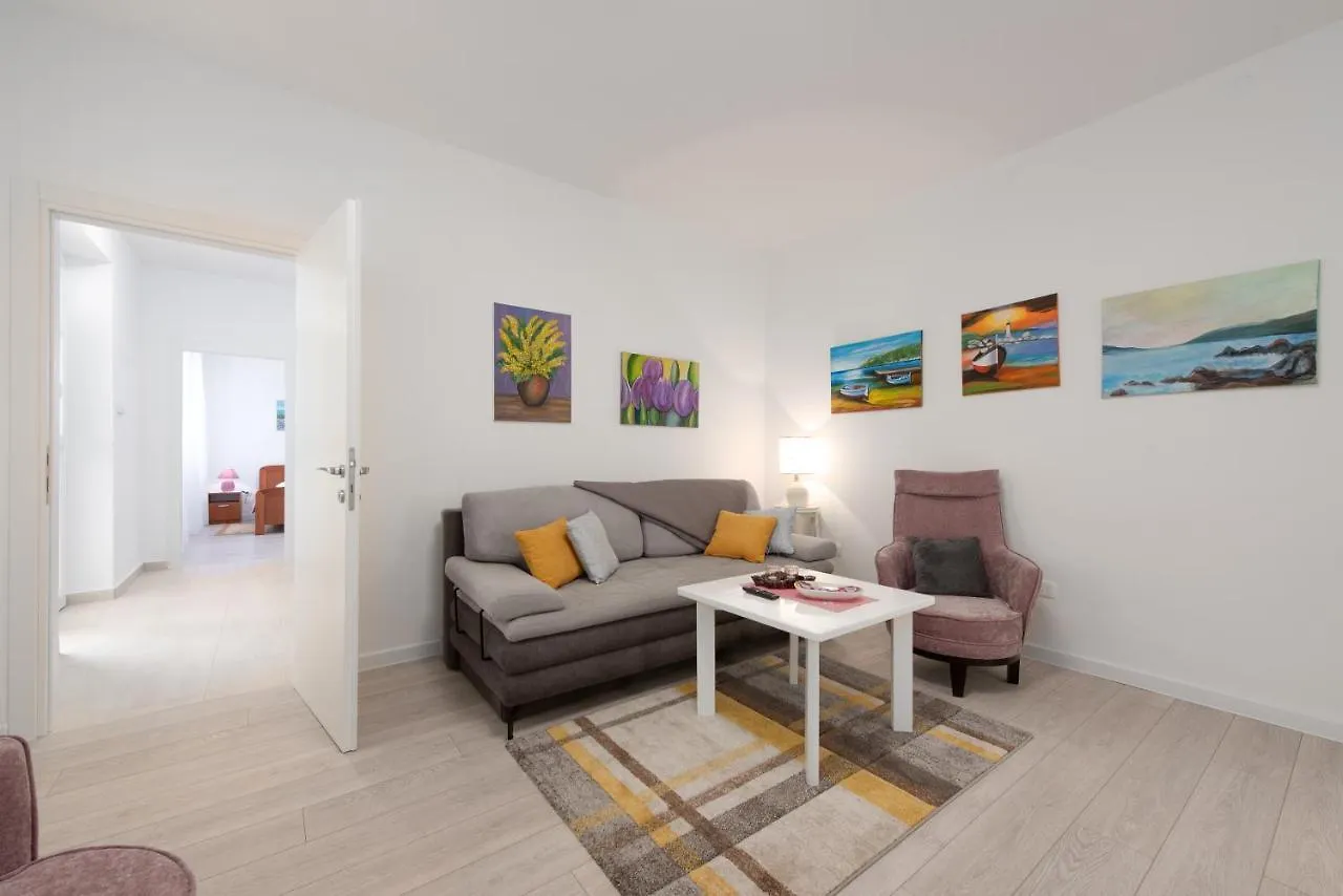 Apartment M-Arte Croatia